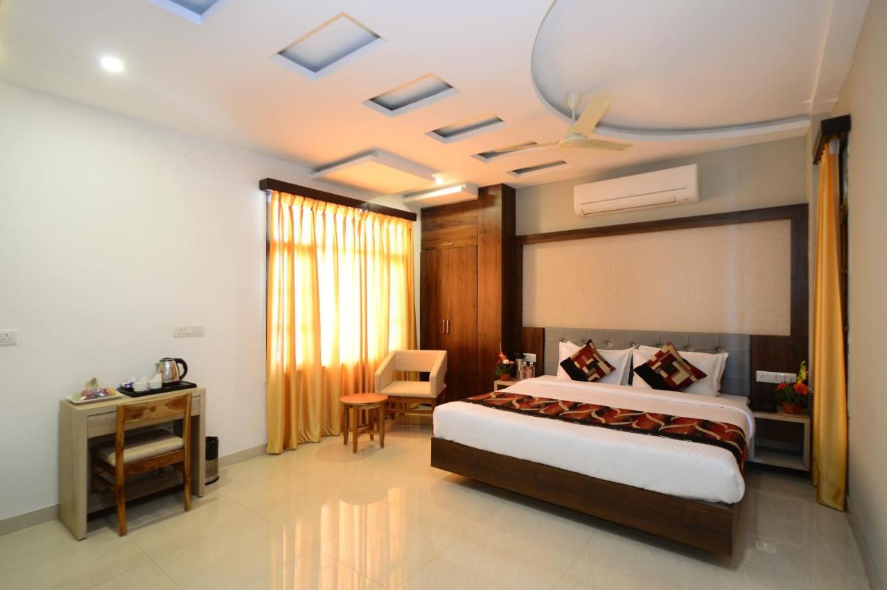 Hopp Inn Udaipur Exterior foto
