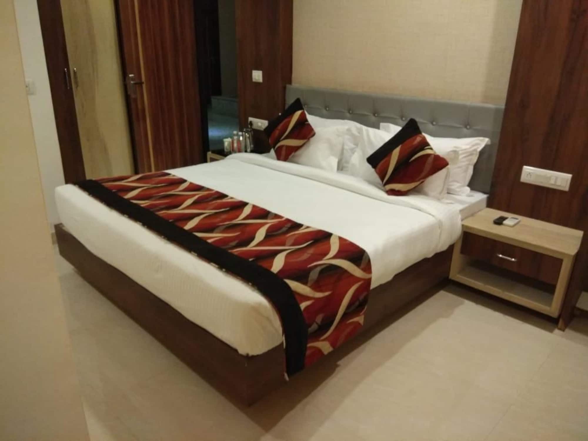 Hopp Inn Udaipur Exterior foto